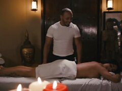 Black masseur analed his shemale client